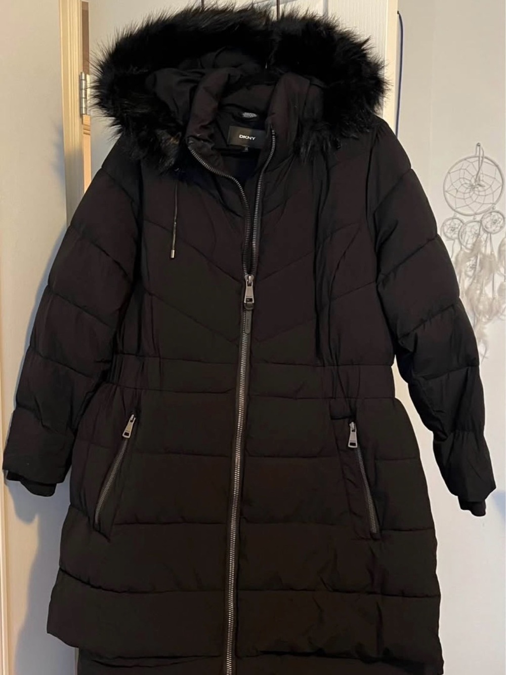 DKNY Black Quilted Hooded Faux-Fur Trim Puffer Coat